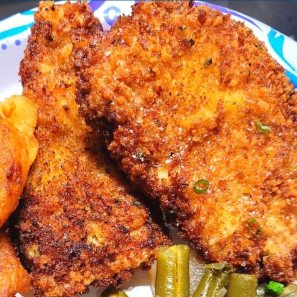 Crispy Fried Pork Chops: A Classic Comfort Food Recipe - EASY TO COOK